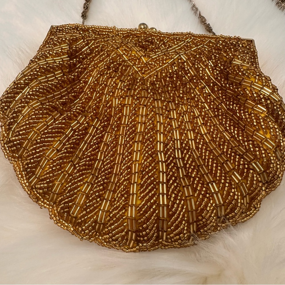 Gold Beaded Shell Clutch - Picture 3 of 7